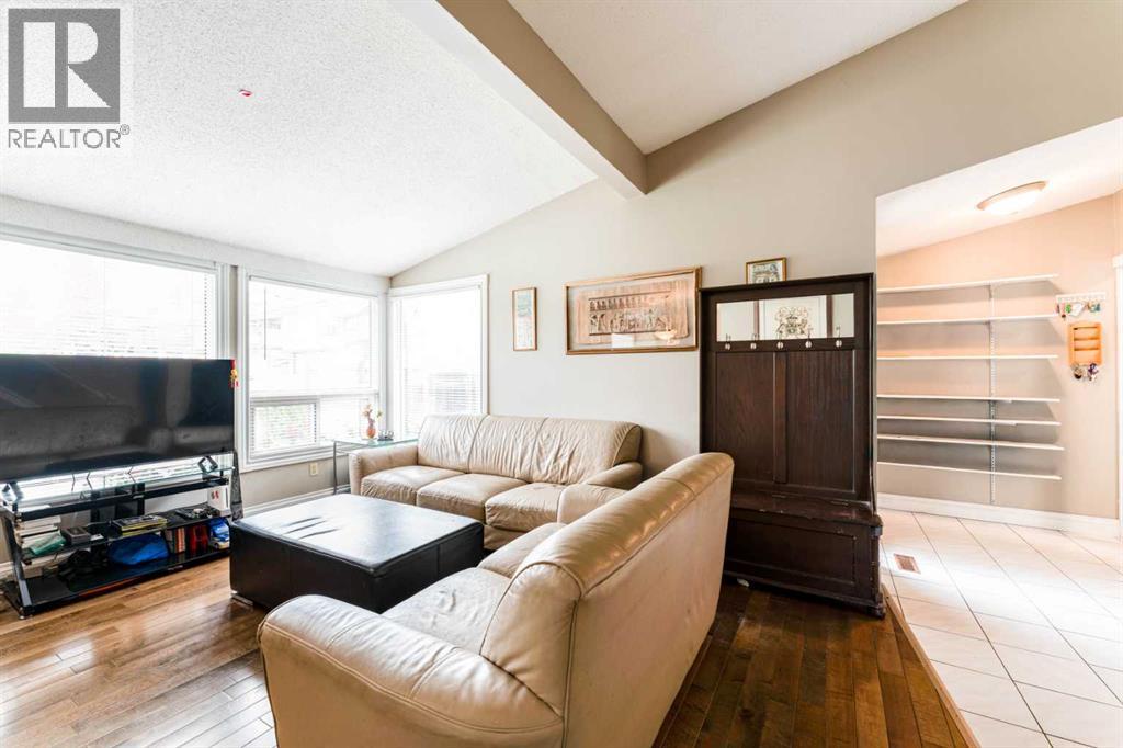 115 Maunsell Close NE, Calgary, Alberta  T2E 7C1 - Photo 6 - A2330890