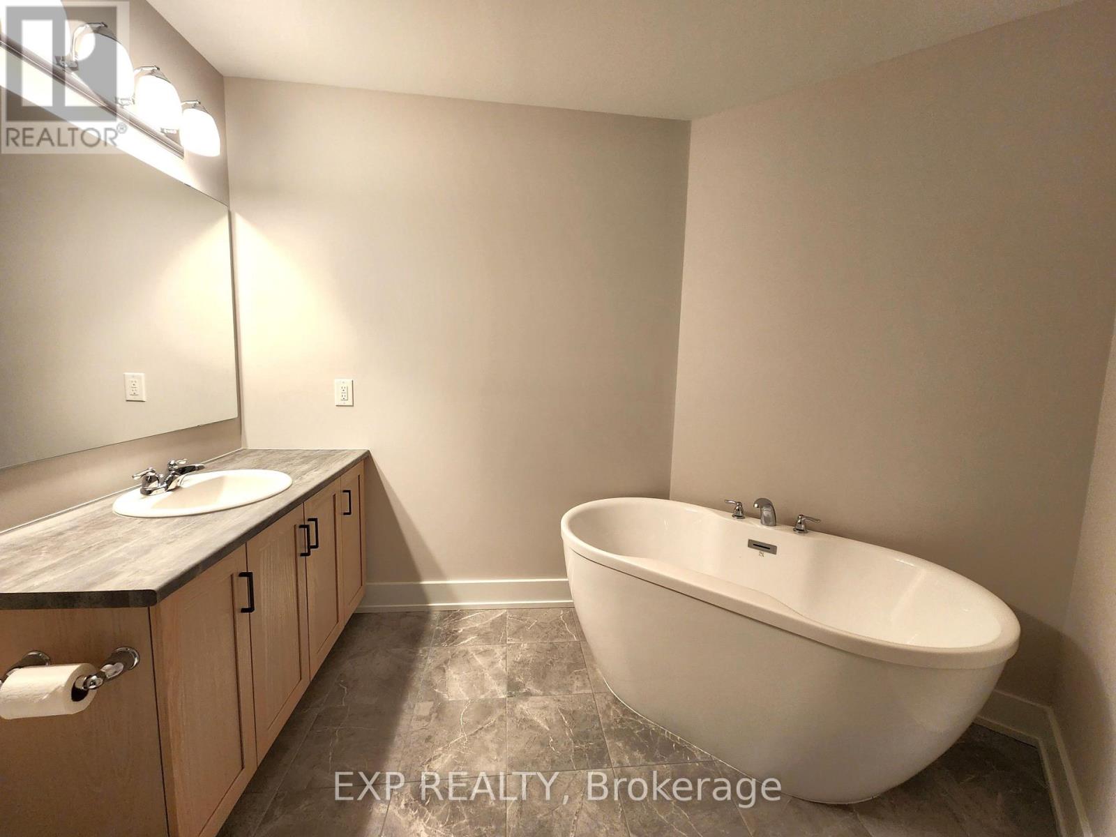658 Fenwick Way, Ottawa, Ontario  K2J 7E6 - Photo 20 - X13696798