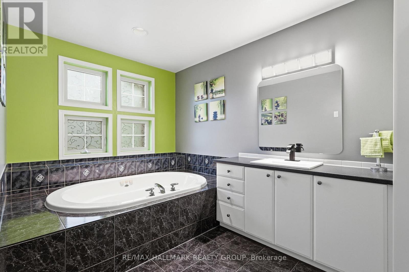 563 Evangeline Street, Ottawa, Ontario  K4A 4G4 - Photo 29 - X13696832
