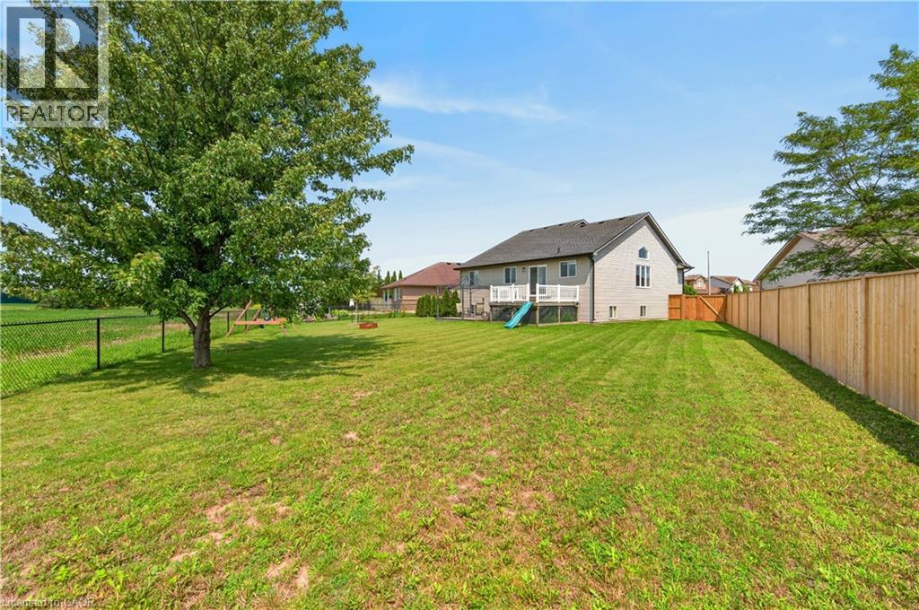86 Golden Acres Drive, West Lincoln, Ontario  L0R 2A0 - Photo 43 - 40856008