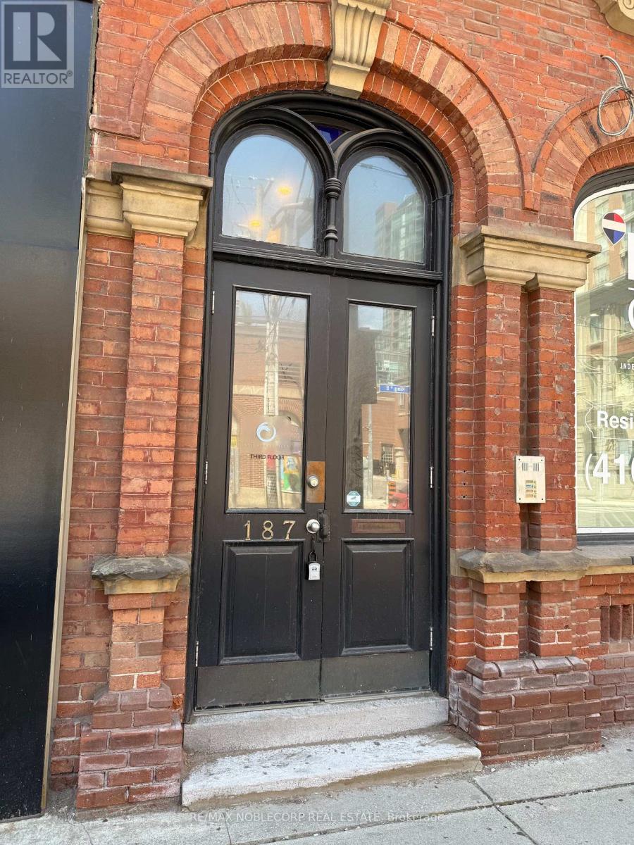 4th Floor - 187 King Street E, Toronto, Ontario  M5A 1J5 - Photo 3 - C13696780