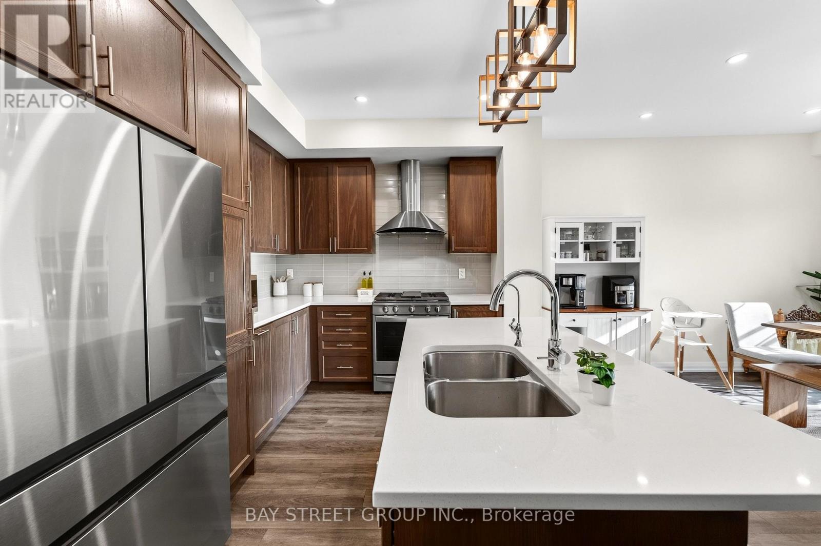 39 Coote Court, Ajax, Ontario  L1T 0P5 - Photo 11 - E13696804