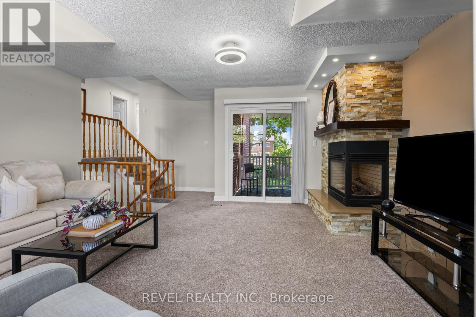 1610 Heathside Crescent, Pickering, Ontario L1V 5W7 - Photo 18 - E13696812