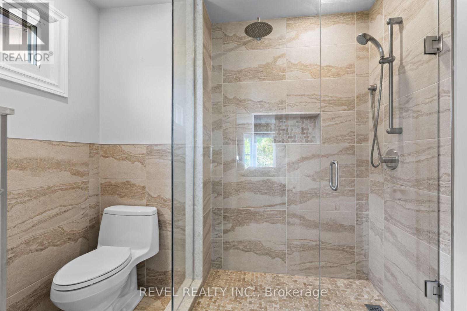1610 Heathside Crescent, Pickering, Ontario L1V 5W7 - Photo 25 - E13696812