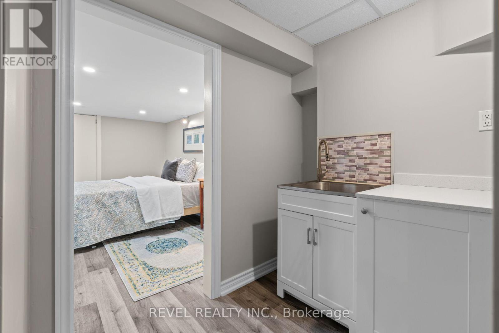 1610 Heathside Crescent, Pickering, Ontario L1V 5W7 - Photo 35 - E13696812