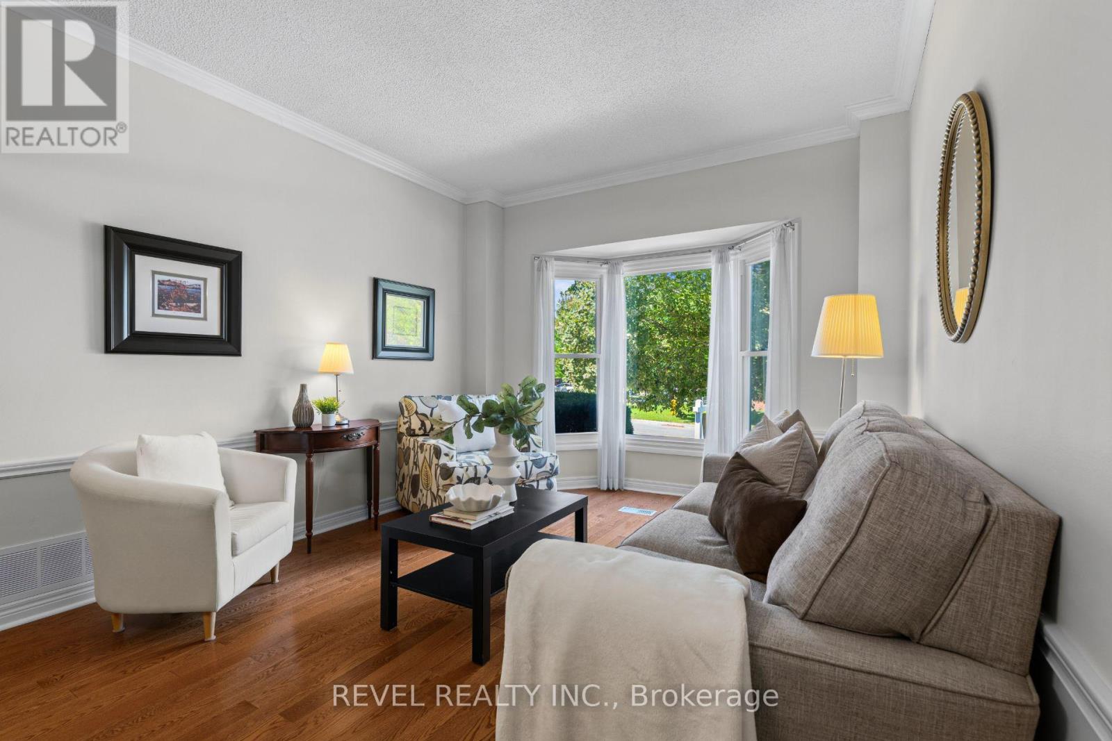 1610 Heathside Crescent, Pickering, Ontario L1V 5W7 - Photo 6 - E13696812