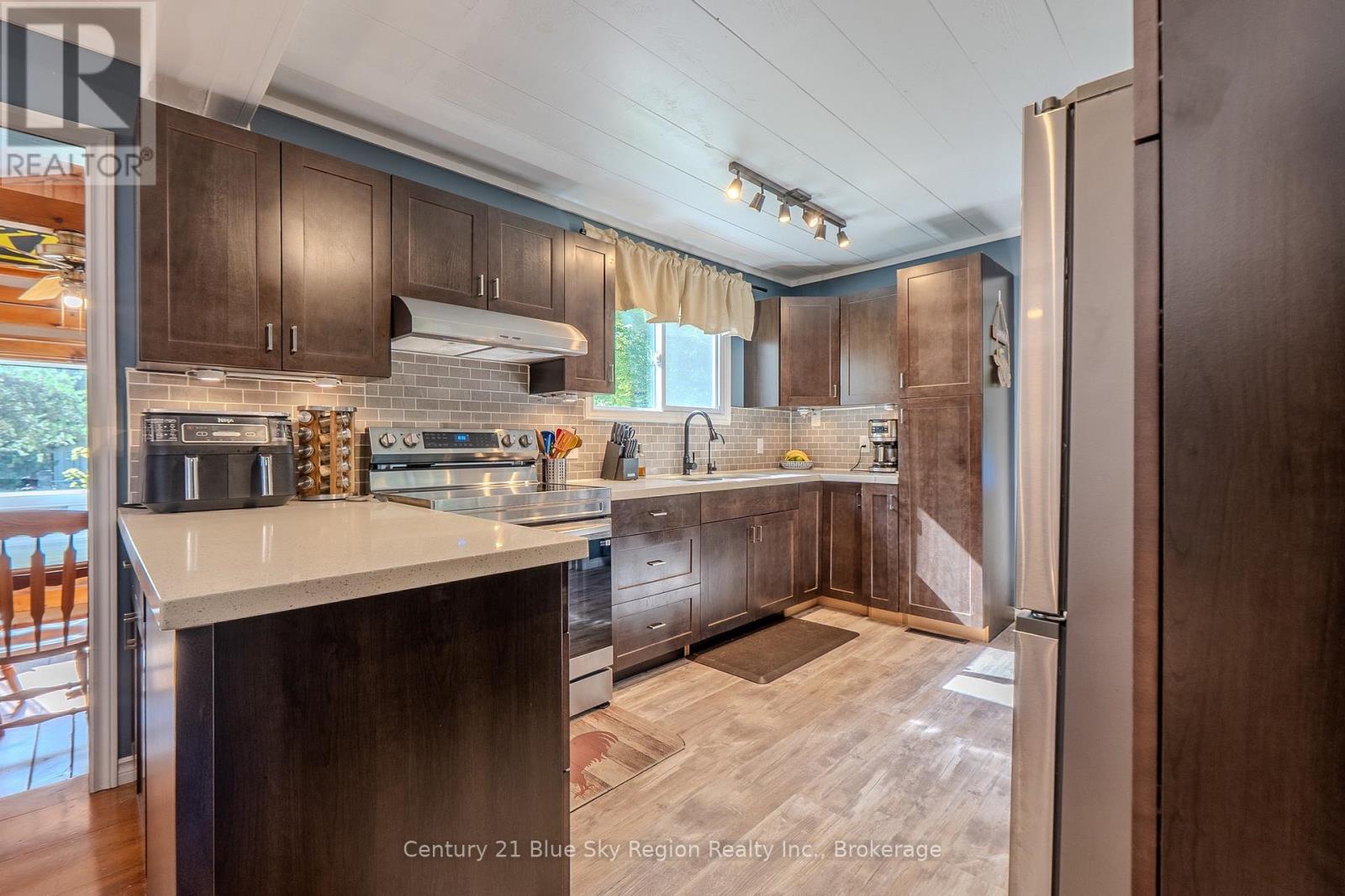 1004 Jocko Point Road, North Bay, Ontario  P1B 8G5 - Photo 9 - X13696760