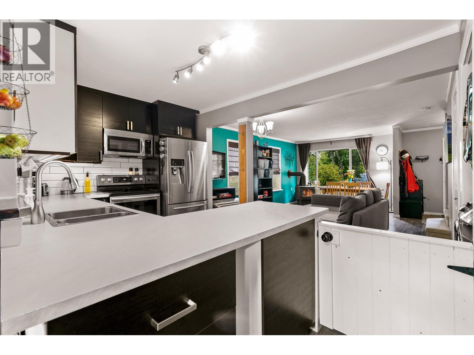 17 7416 Flint Street, Pemberton, British Columbia  V0N 2L1 - Photo 6 - R3157529