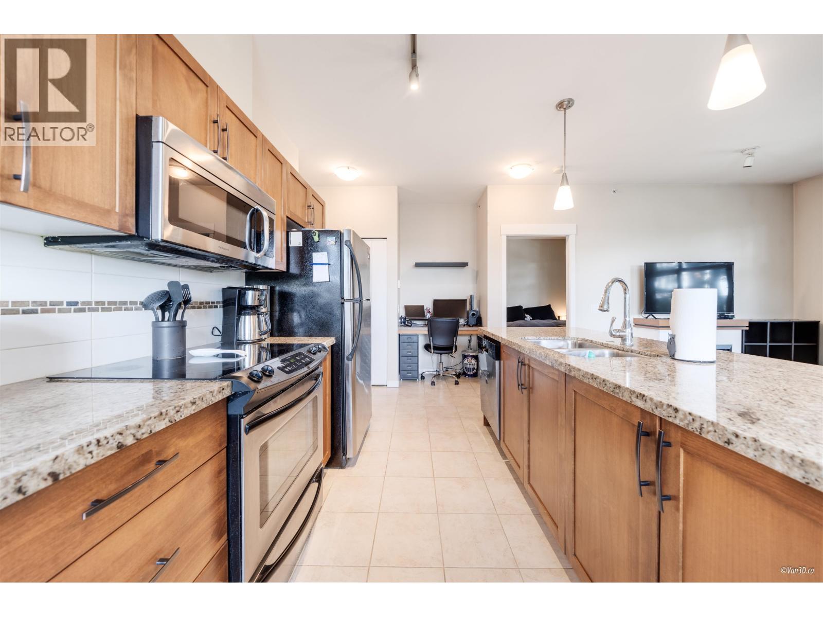 410 11950 Harris Road, Pitt Meadows, British Columbia V3Y 0B7 - Photo 12 - R3157534
