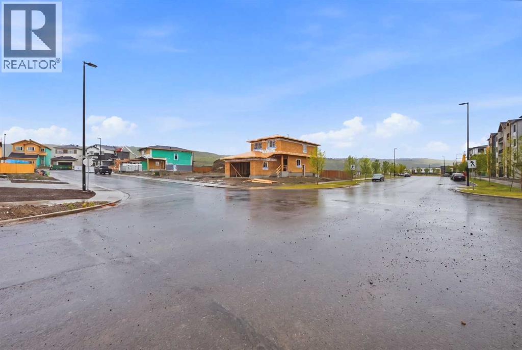 145 Topaz Place, Cochrane, Alberta  T4C 3P1 - Photo 2 - A2338794