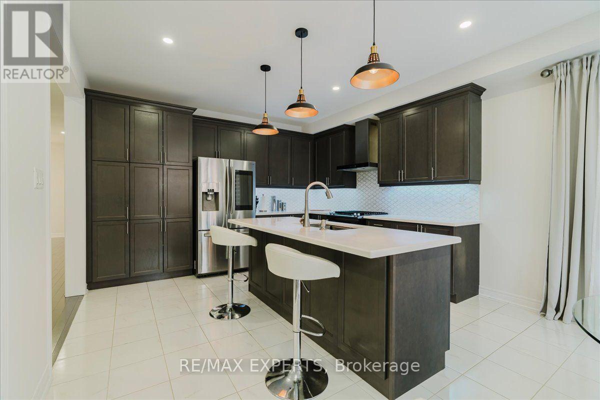 43 Lewis Avenue, Bradford West Gwillimbury, Ontario  L3Z 0X2 - Photo 13 - N13696776