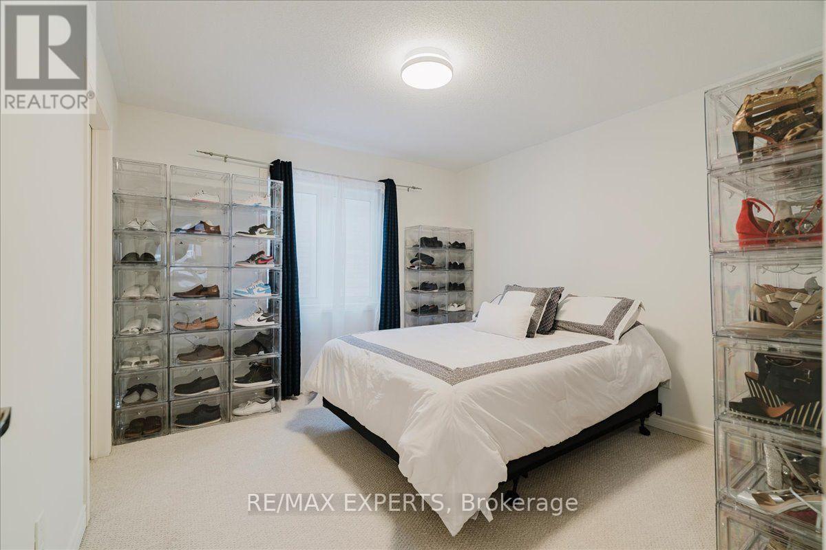 43 Lewis Avenue, Bradford West Gwillimbury, Ontario  L3Z 0X2 - Photo 39 - N13696776