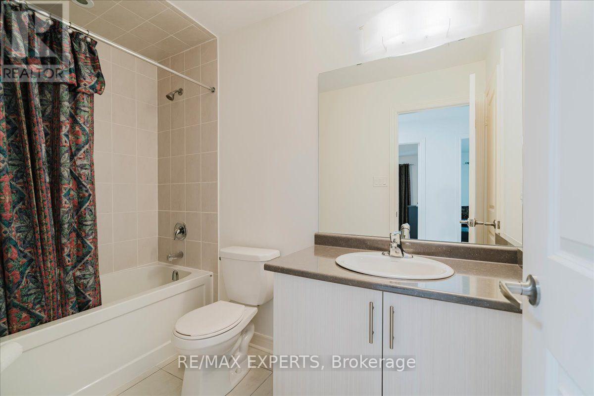 43 Lewis Avenue, Bradford West Gwillimbury, Ontario  L3Z 0X2 - Photo 42 - N13696776