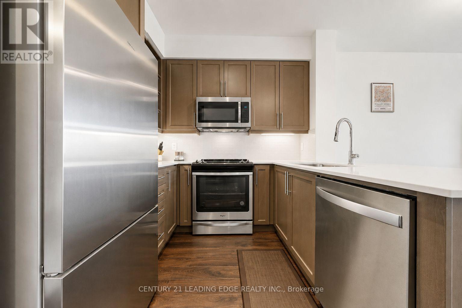801 - 65 Oneida Crescent, Richmond Hill (Langstaff), Ontario  L4B 0G9 - Photo 11 - N13696866