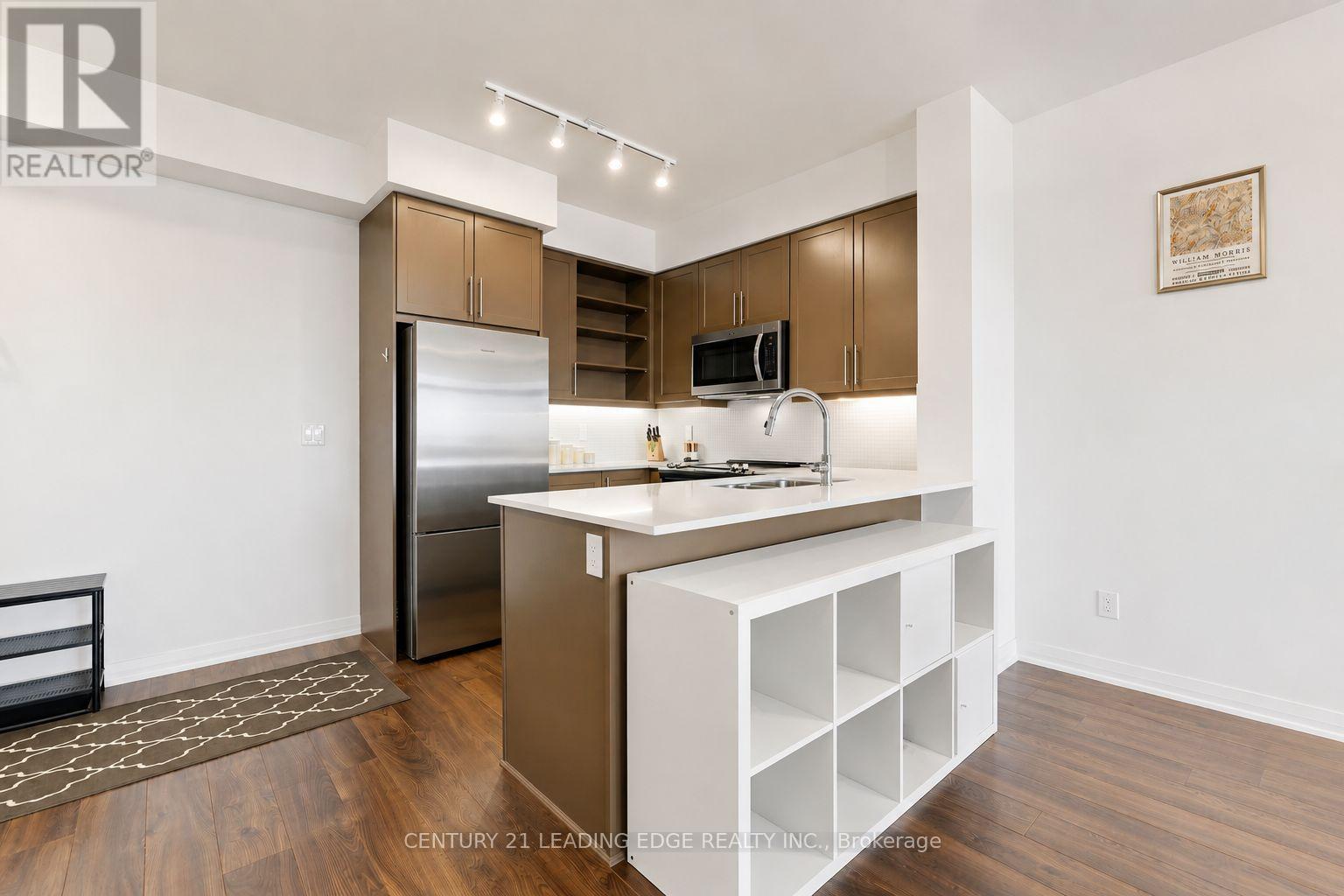 801 - 65 Oneida Crescent, Richmond Hill (Langstaff), Ontario  L4B 0G9 - Photo 8 - N13696866