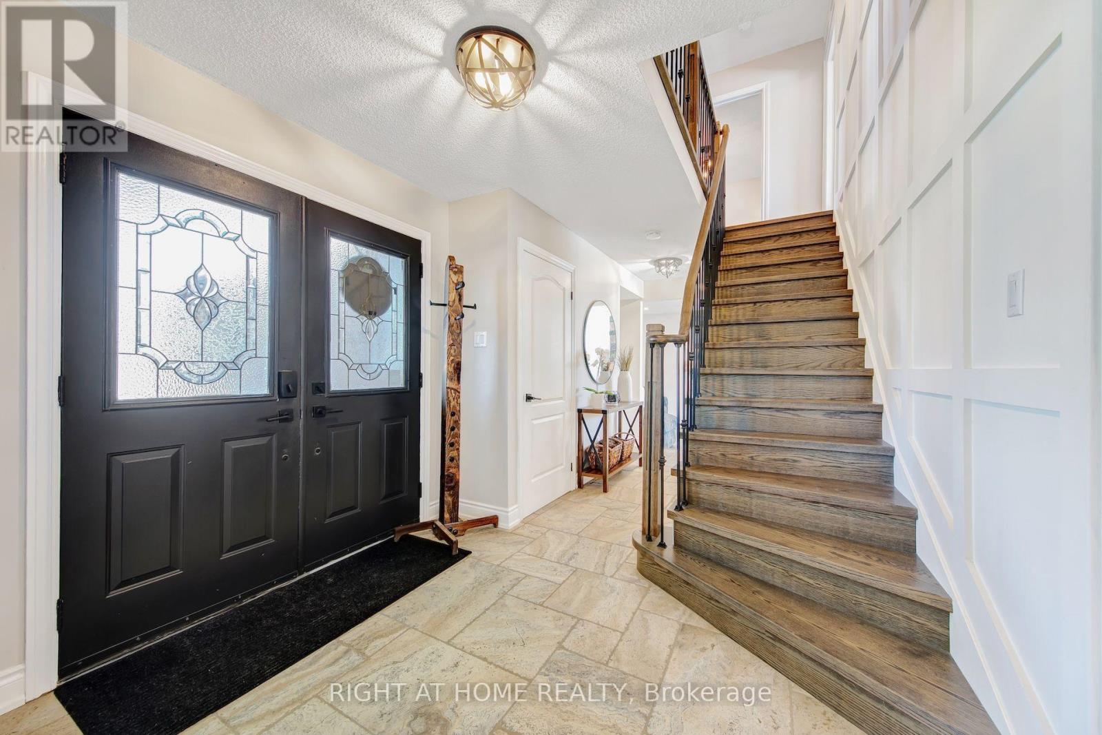 71 South Balsam Street, Uxbridge, Ontario  L9P 1G6 - Photo 2 - N13696874