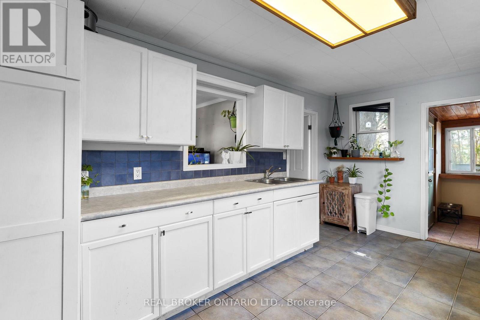 345 East Street, Orillia, Ontario  L3V 4C4 - Photo 14 - S13696788