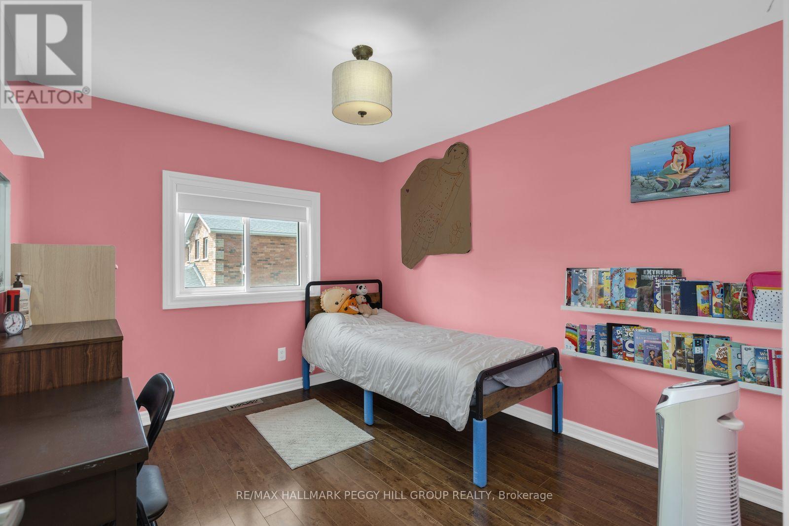 35 Victorway Drive, Barrie, Ontario L4N 9L3 - Photo 10 - S13696790