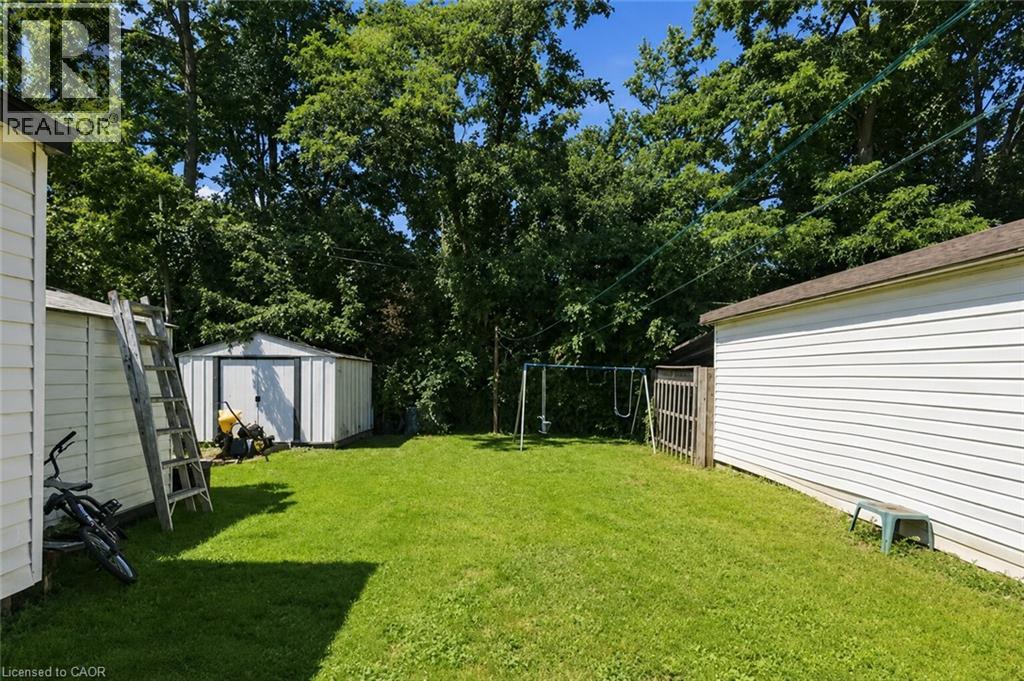 13 Prestwick Avenue, St. Catharines, Ontario  L2P 2E5 - Photo 14 - 40857171