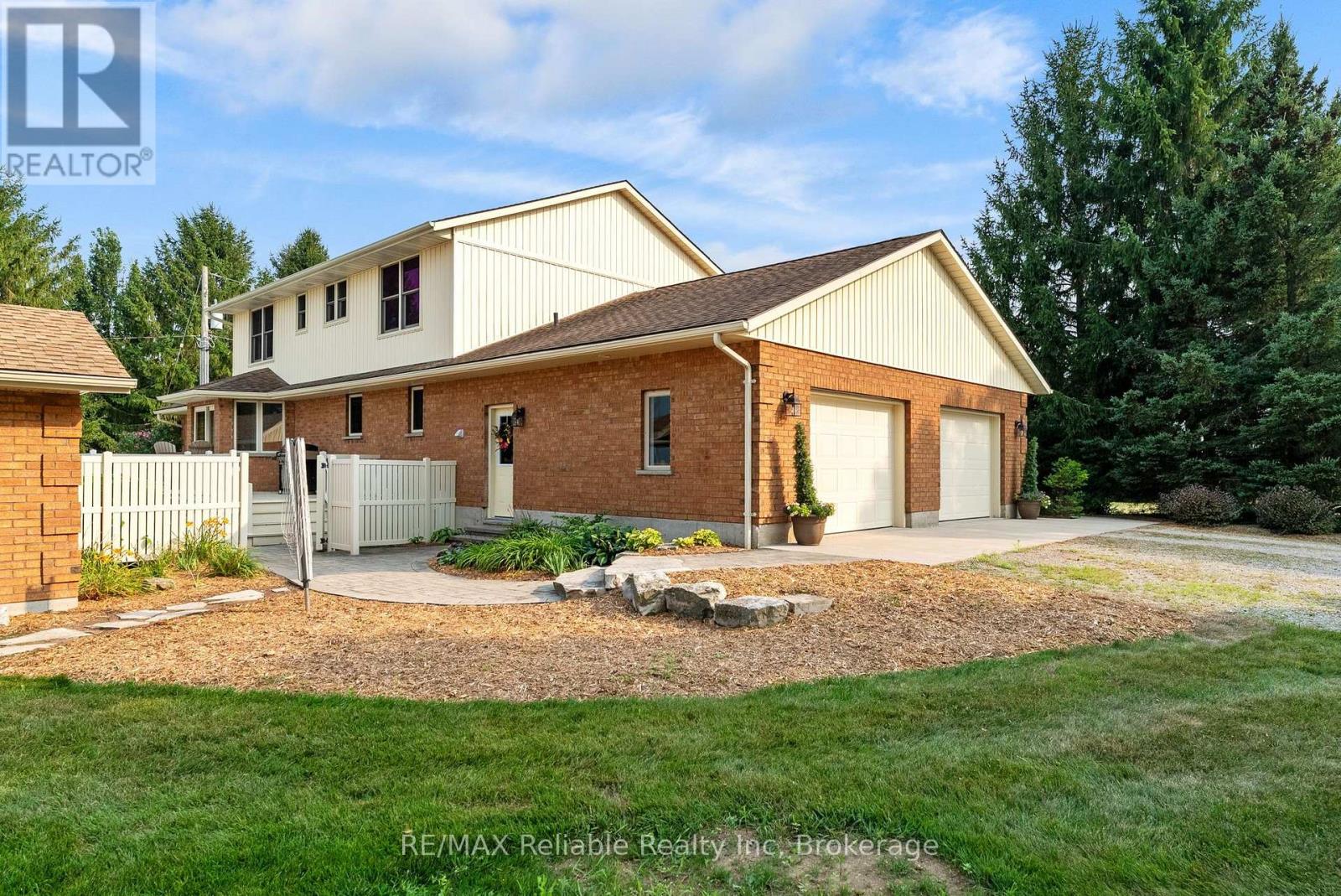 43804 Hydro Line Road, Huron East (Mckillop), Ontario  N0K 1W0 - Photo 38 - X13696814
