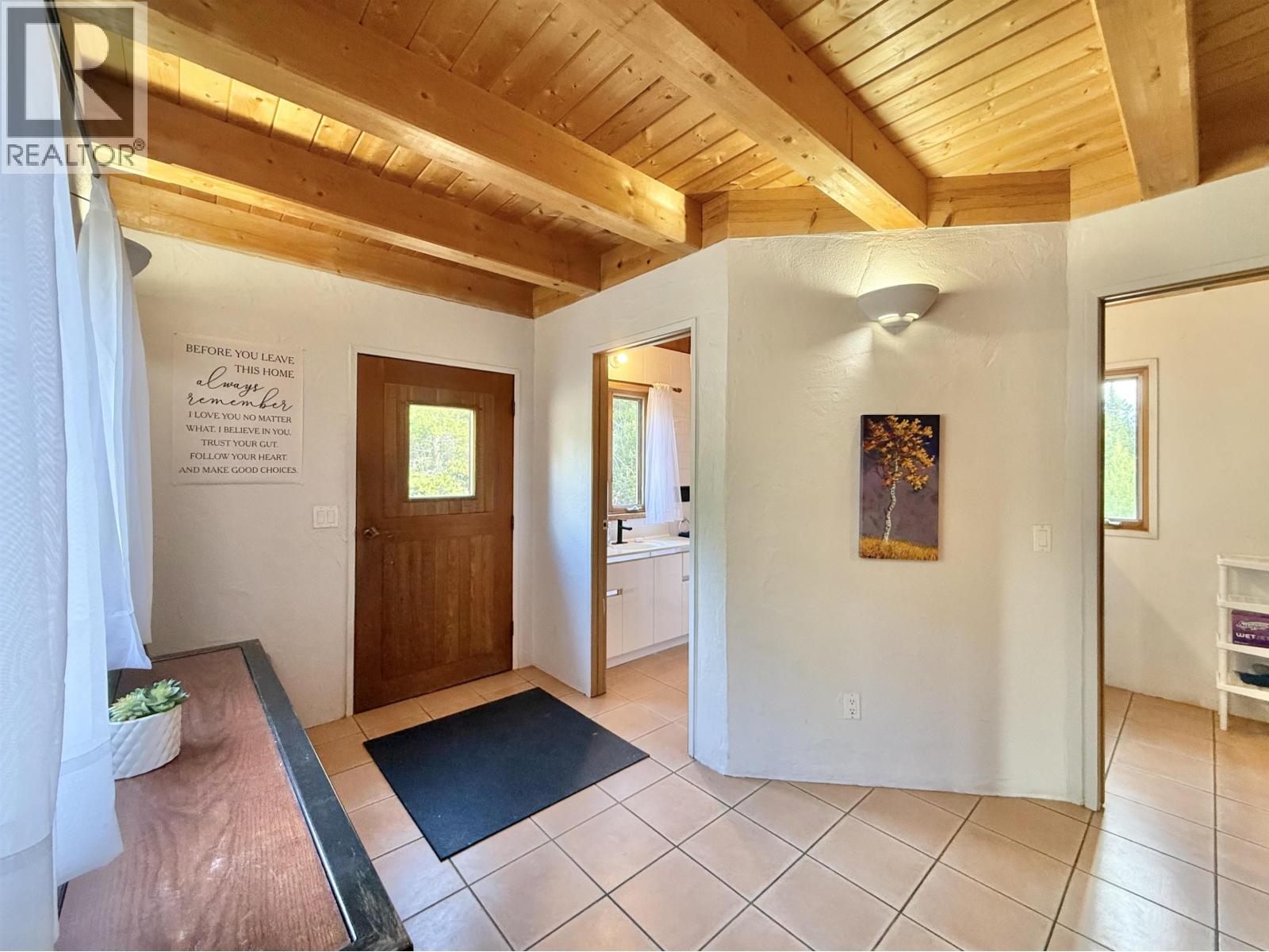 1051 Bittner Road, Chilcotin, British Columbia  V0L 1M0 - Photo 7 - R3157561
