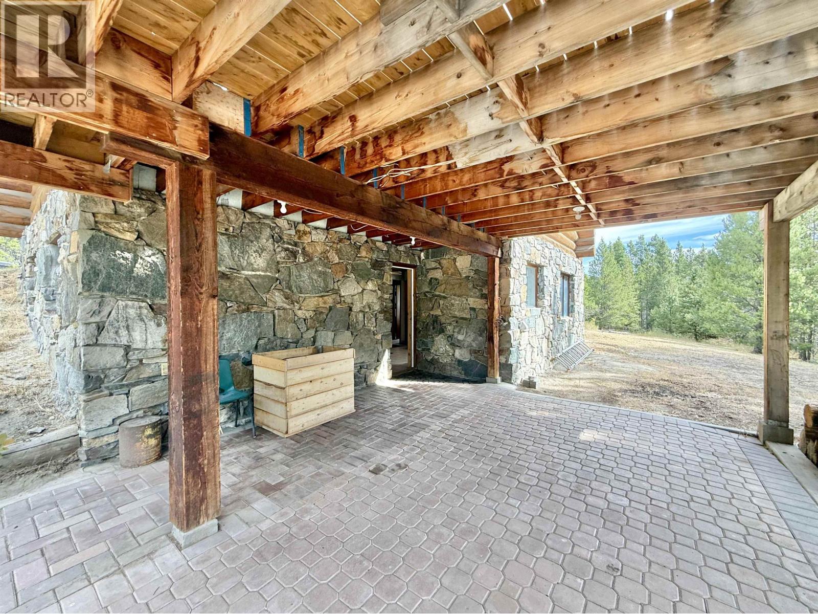 1051 Bittner Road, Chilcotin, British Columbia  V0L 1M0 - Photo 37 - R3157561
