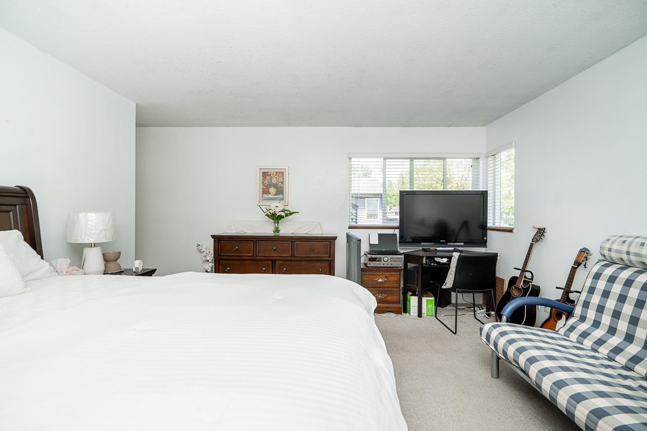 9667 155 Street, Surrey, British Columbia  V3R 7Y9 - Photo 12 - R3156070