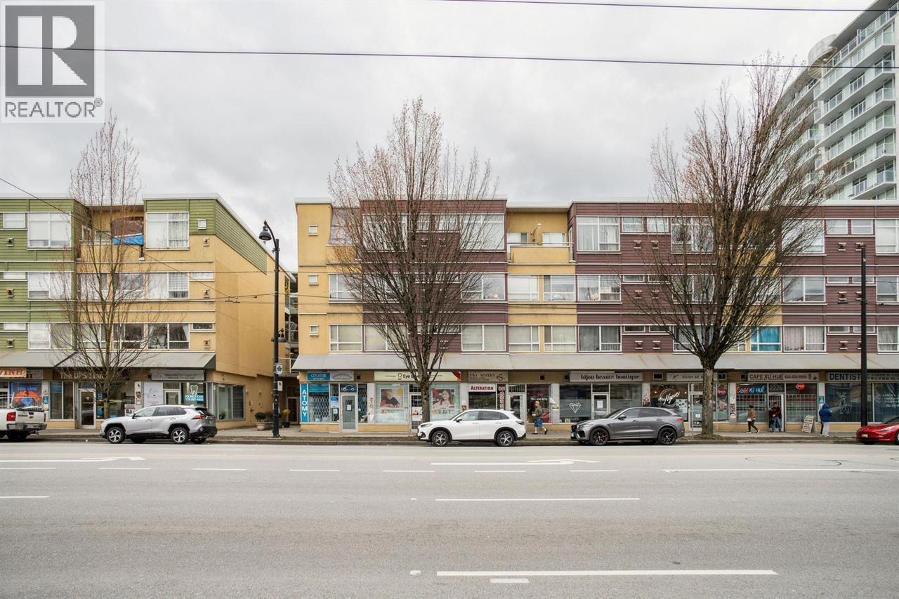 407 2238 KINGSWAY, Vancouver, British Columbia