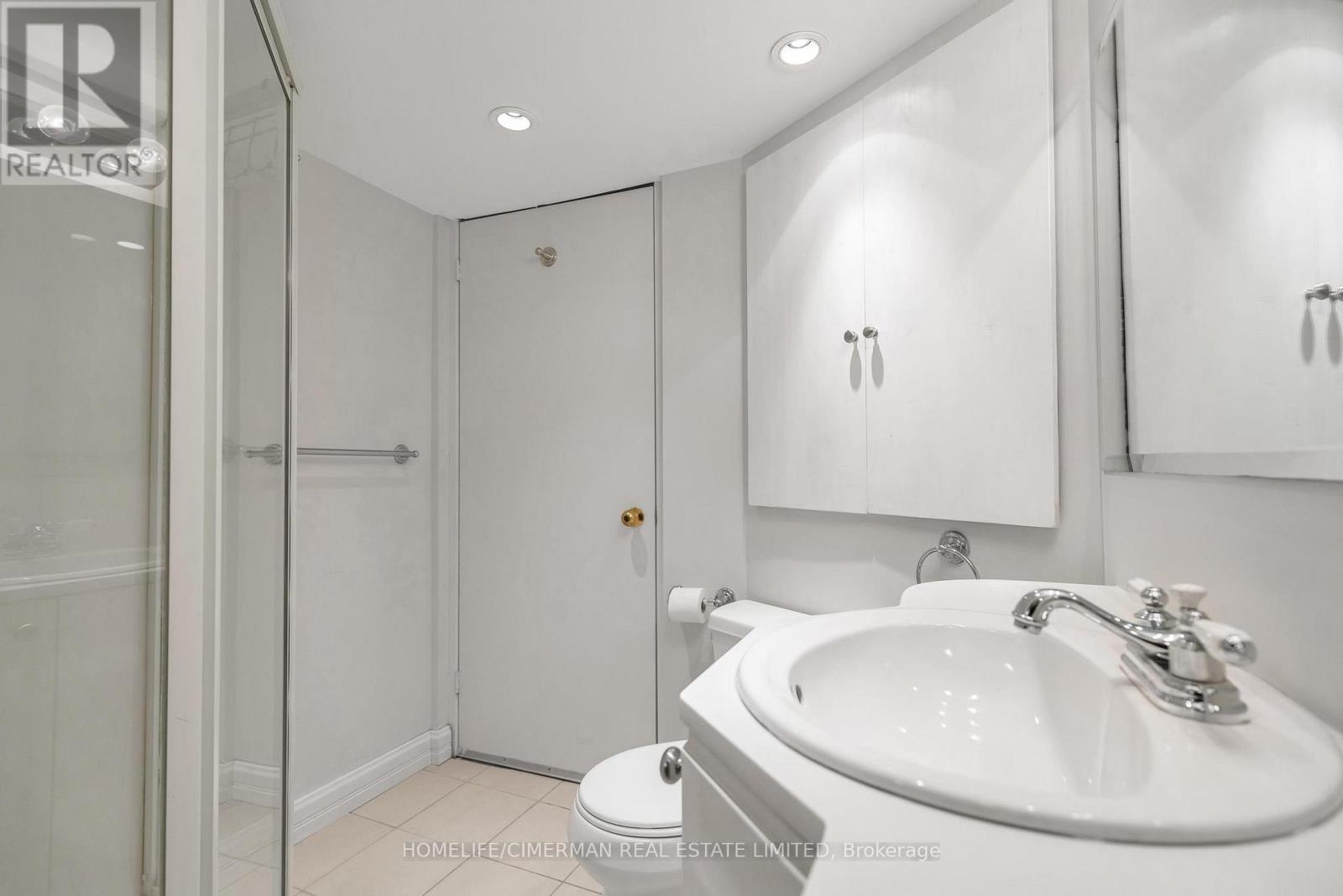 5554 Creditrise Place, Mississauga, Ontario  L5M 6E3 - Photo 15 - W13695718