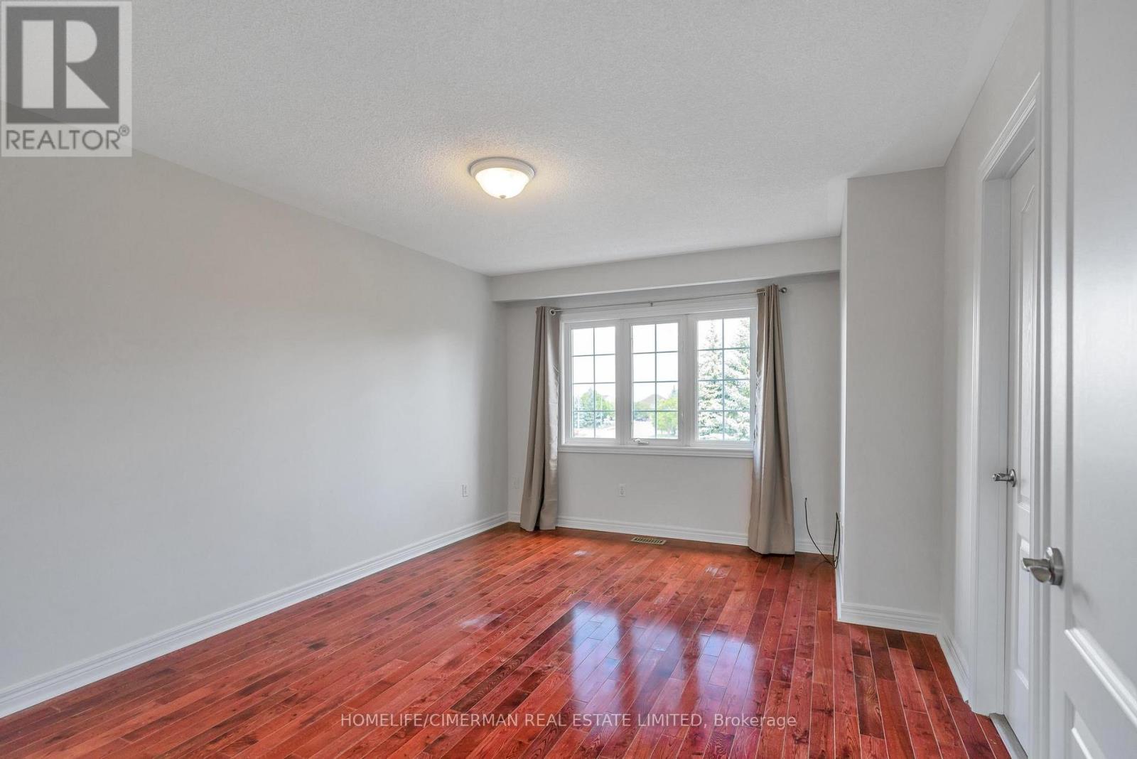 5554 Creditrise Place, Mississauga, Ontario  L5M 6E3 - Photo 7 - W13695718