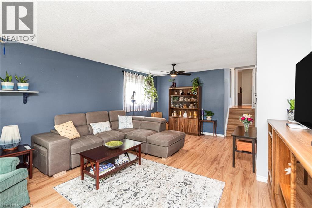 2234 Sheffield Drive, Burlington, Ontario  L7P 2X1 - Photo 9 - 40854435