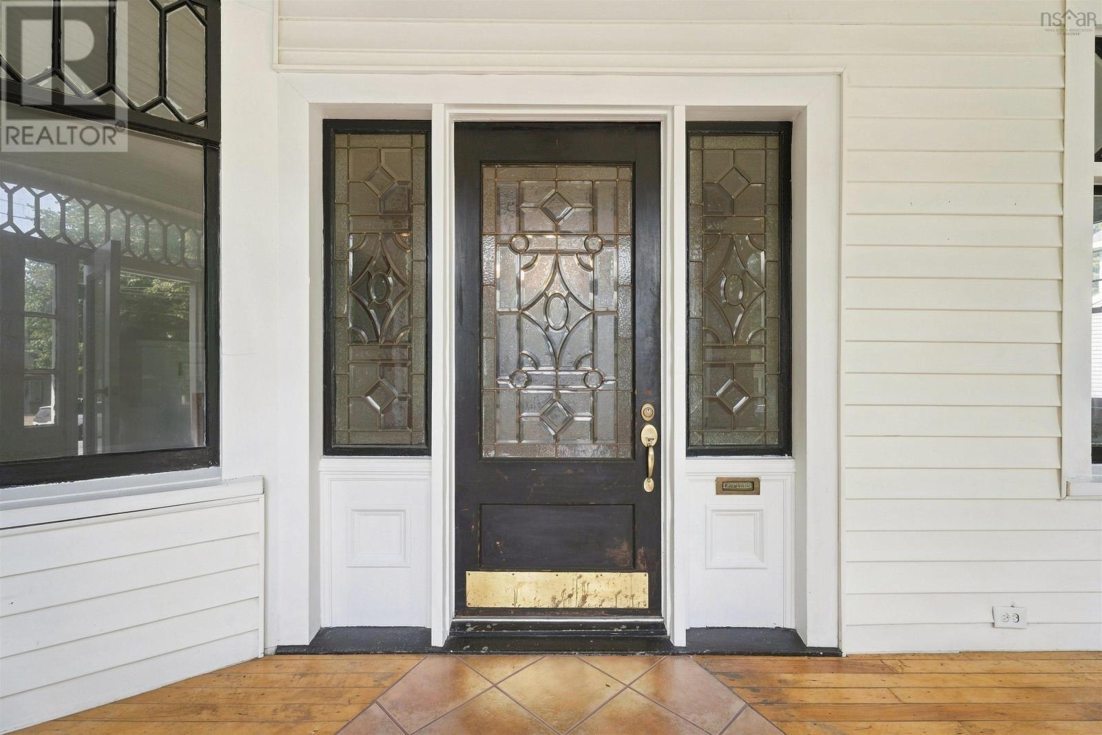 6625 Quinpool Road, Halifax, Nova Scotia  B3L 1B7 - Photo 7 - 202621104