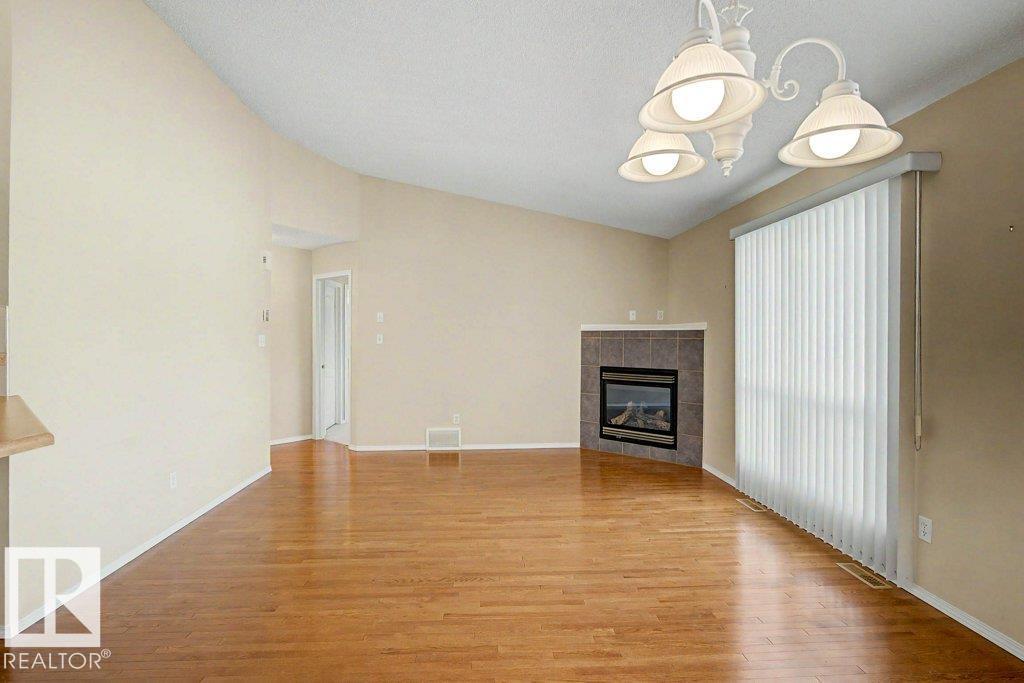 Unknown Address, ,    - Photo 6 - E4504711