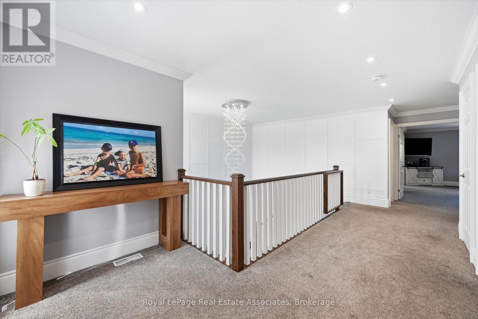 2312 Ridgeview Court, Burlington, Ontario  L7M 4N5 - Photo 14 - W13696742