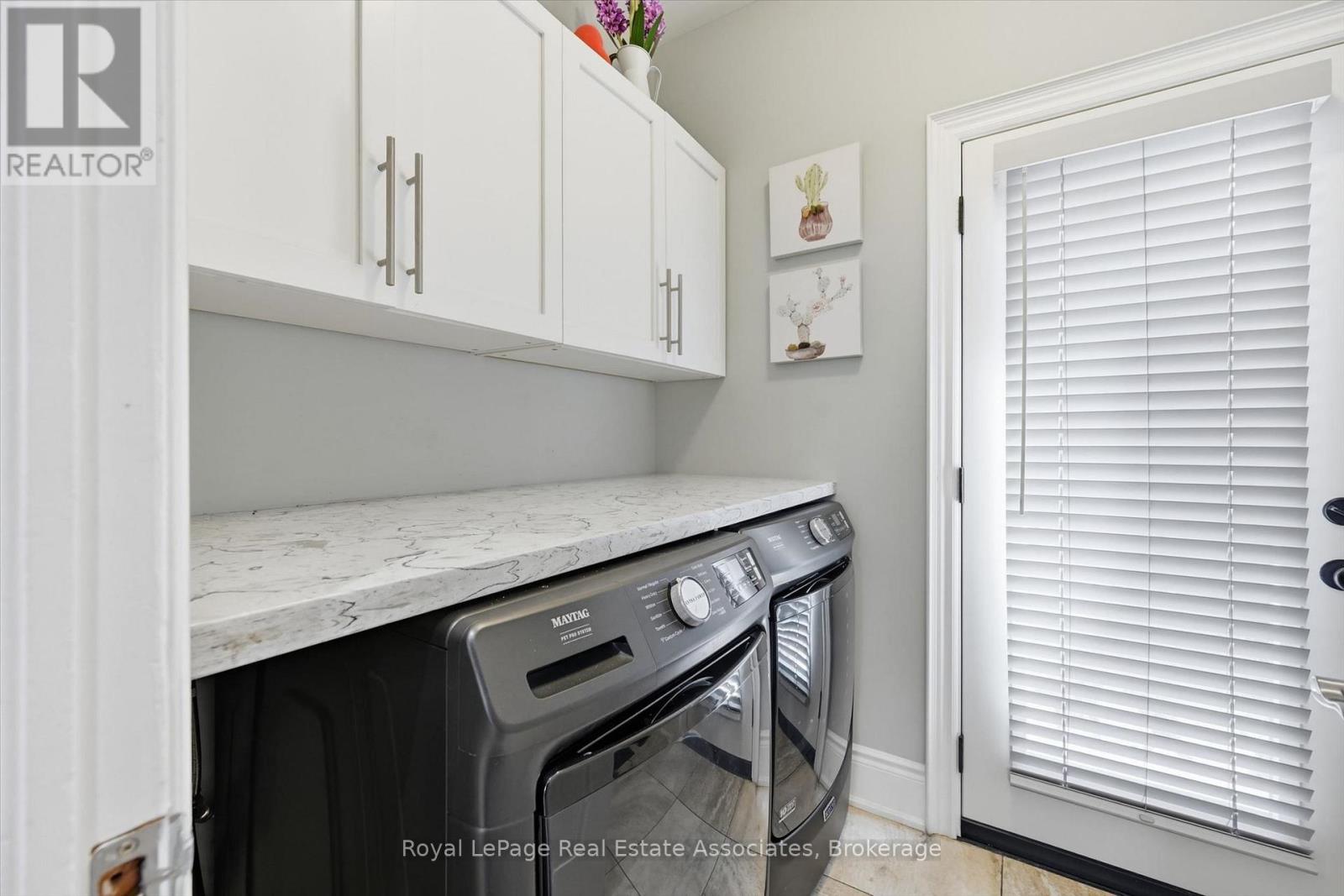 2312 Ridgeview Court, Burlington, Ontario  L7M 4N5 - Photo 6 - W13696742