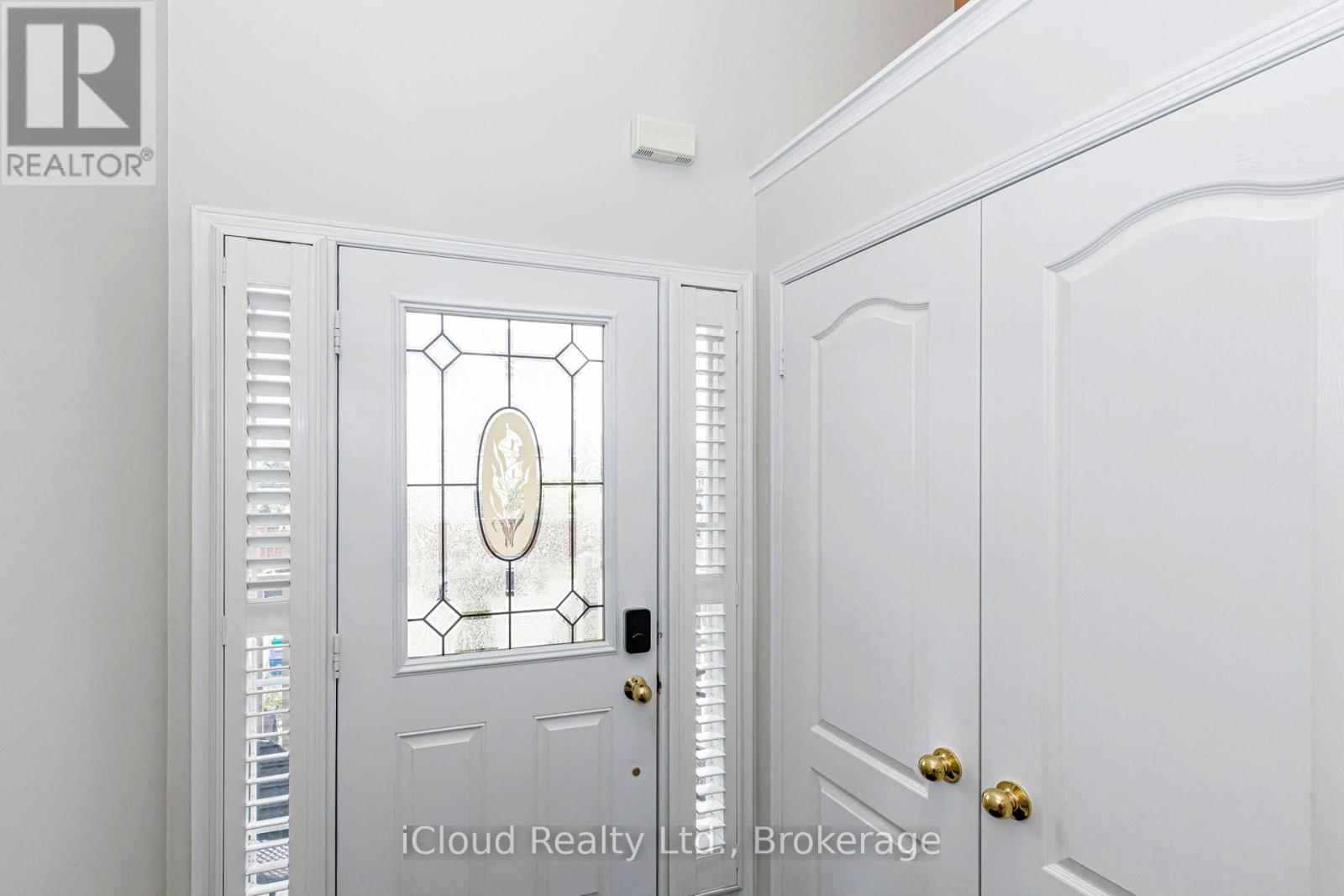 1279 Lamont Crescent, Milton, Ontario  L9T 6W4 - Photo 5 - W13696756