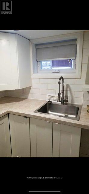 Studio - 183 Belgravia Avenue, Toronto, Ontario  M6E 2M6 - Photo 3 - W13696784