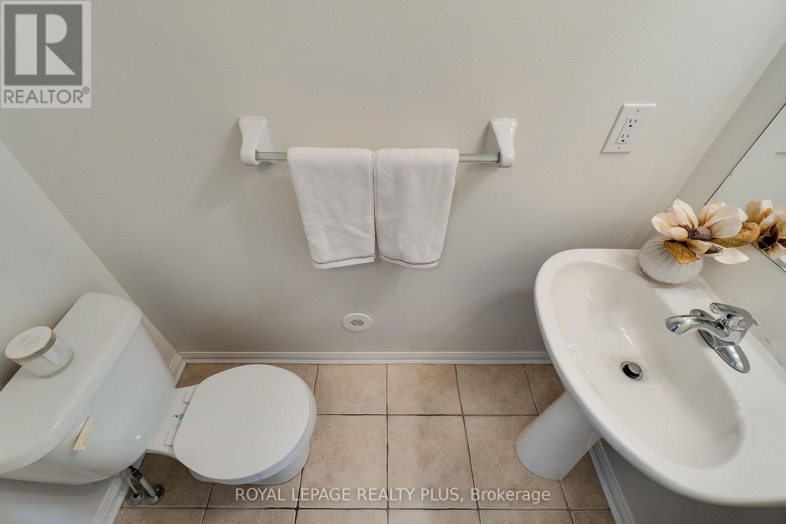 501 Cavanagh Lane, Milton, Ontario  L9T 8G3 - Photo 14 - W13696826