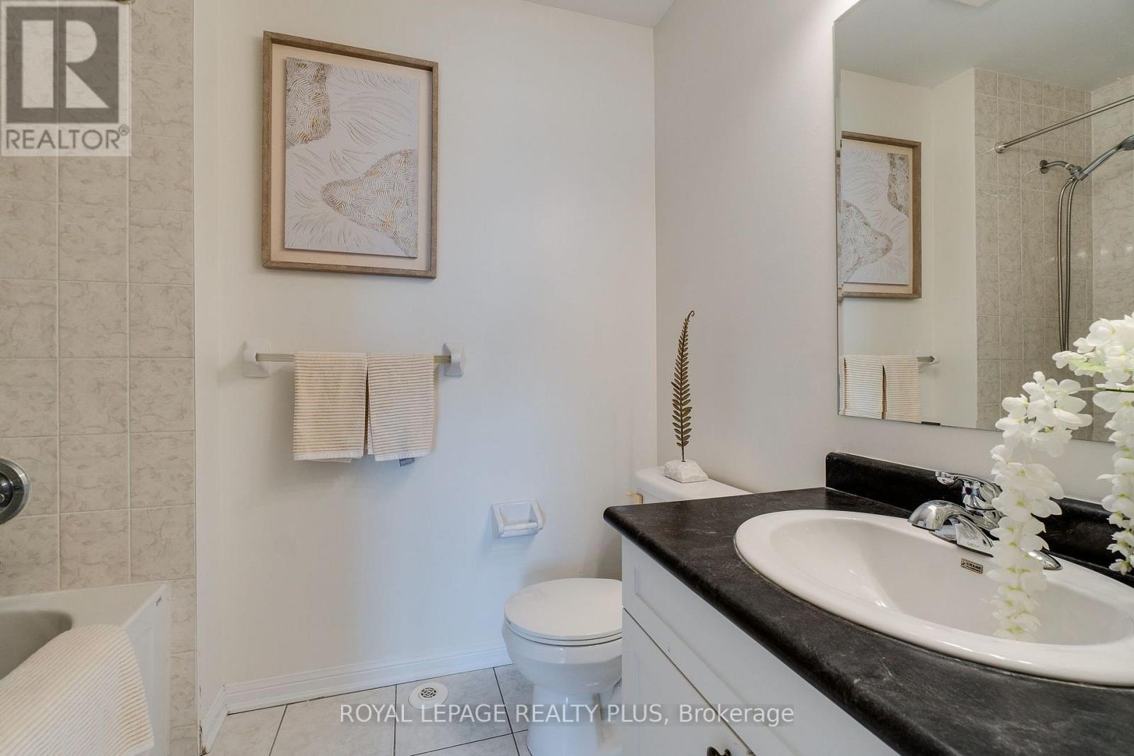 501 Cavanagh Lane, Milton, Ontario  L9T 8G3 - Photo 17 - W13696826