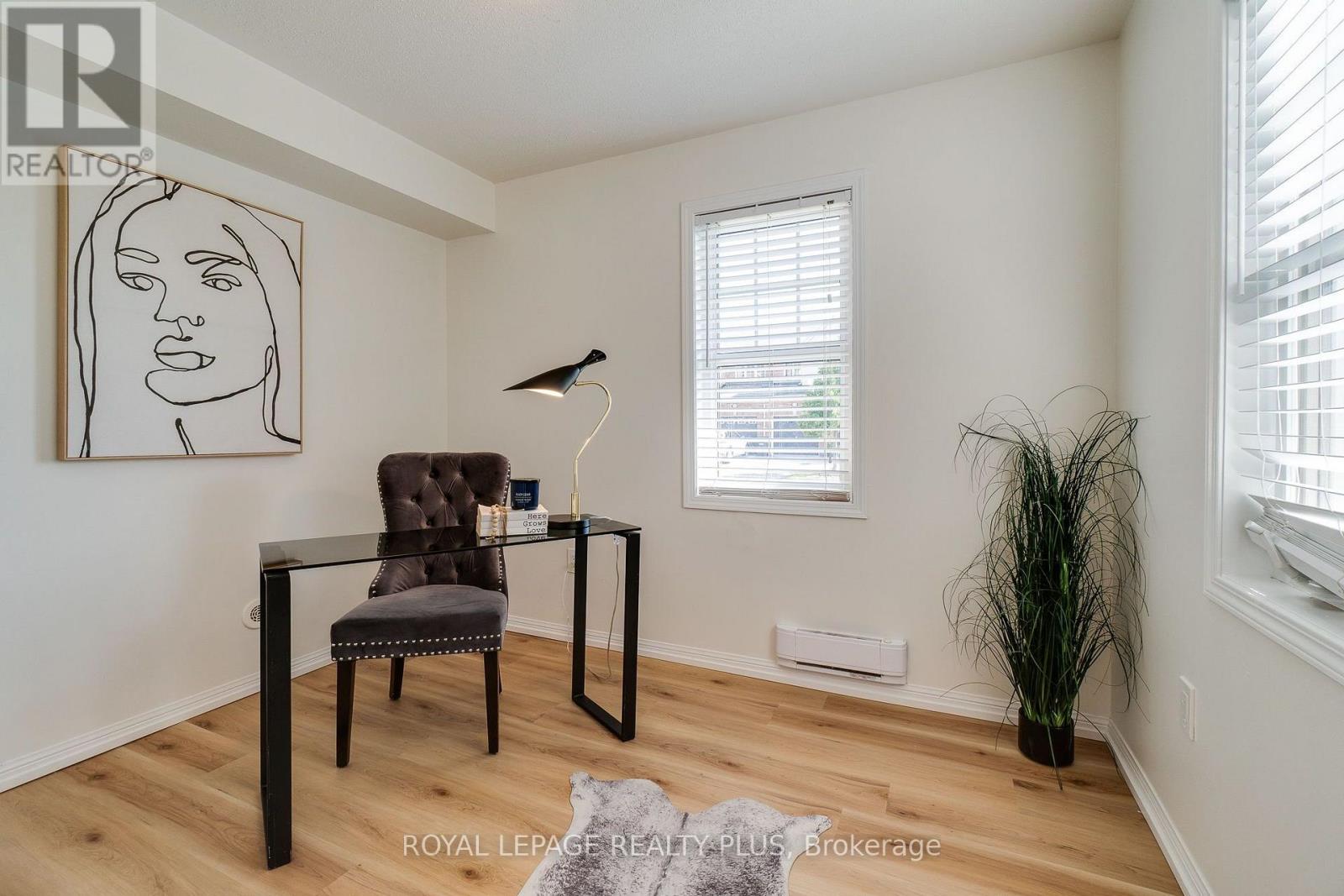 501 Cavanagh Lane, Milton, Ontario  L9T 8G3 - Photo 4 - W13696826