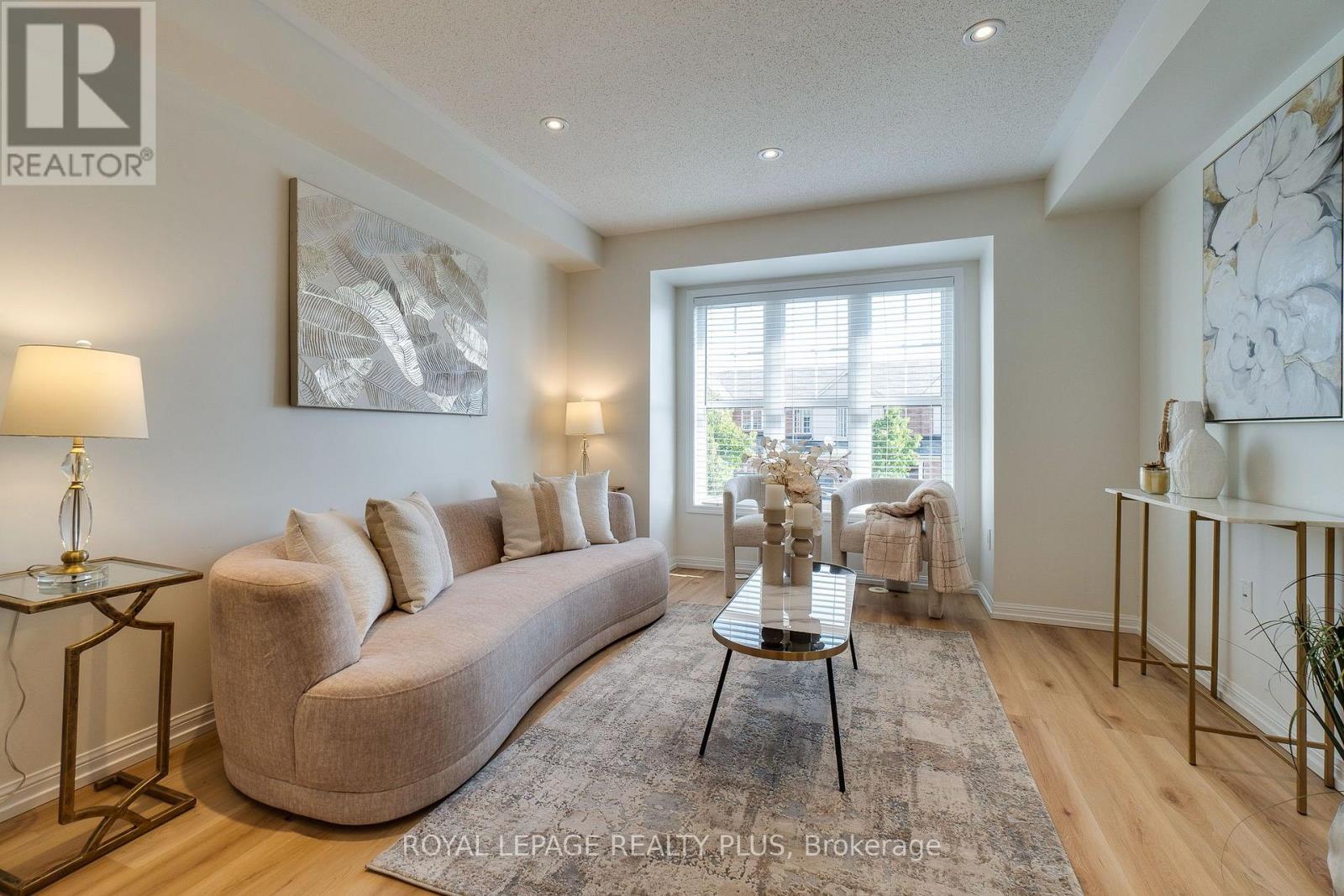 501 Cavanagh Lane, Milton, Ontario  L9T 8G3 - Photo 5 - W13696826