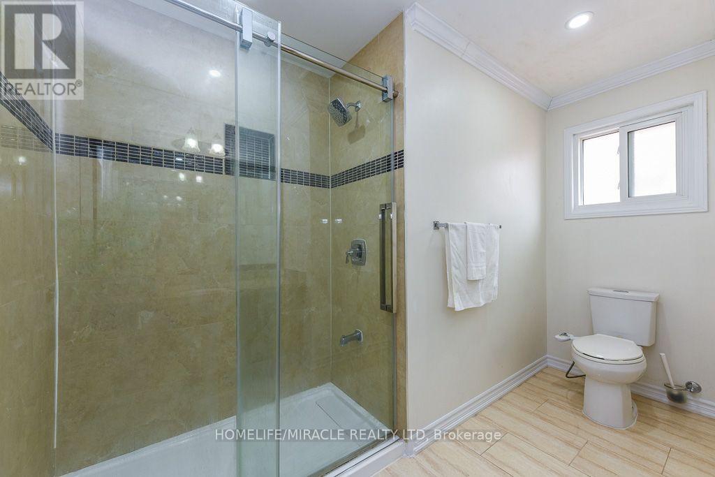 5449 Heritage Hills Boulevard, Mississauga, Ontario  L5R 2H4 - Photo 26 - W13696856