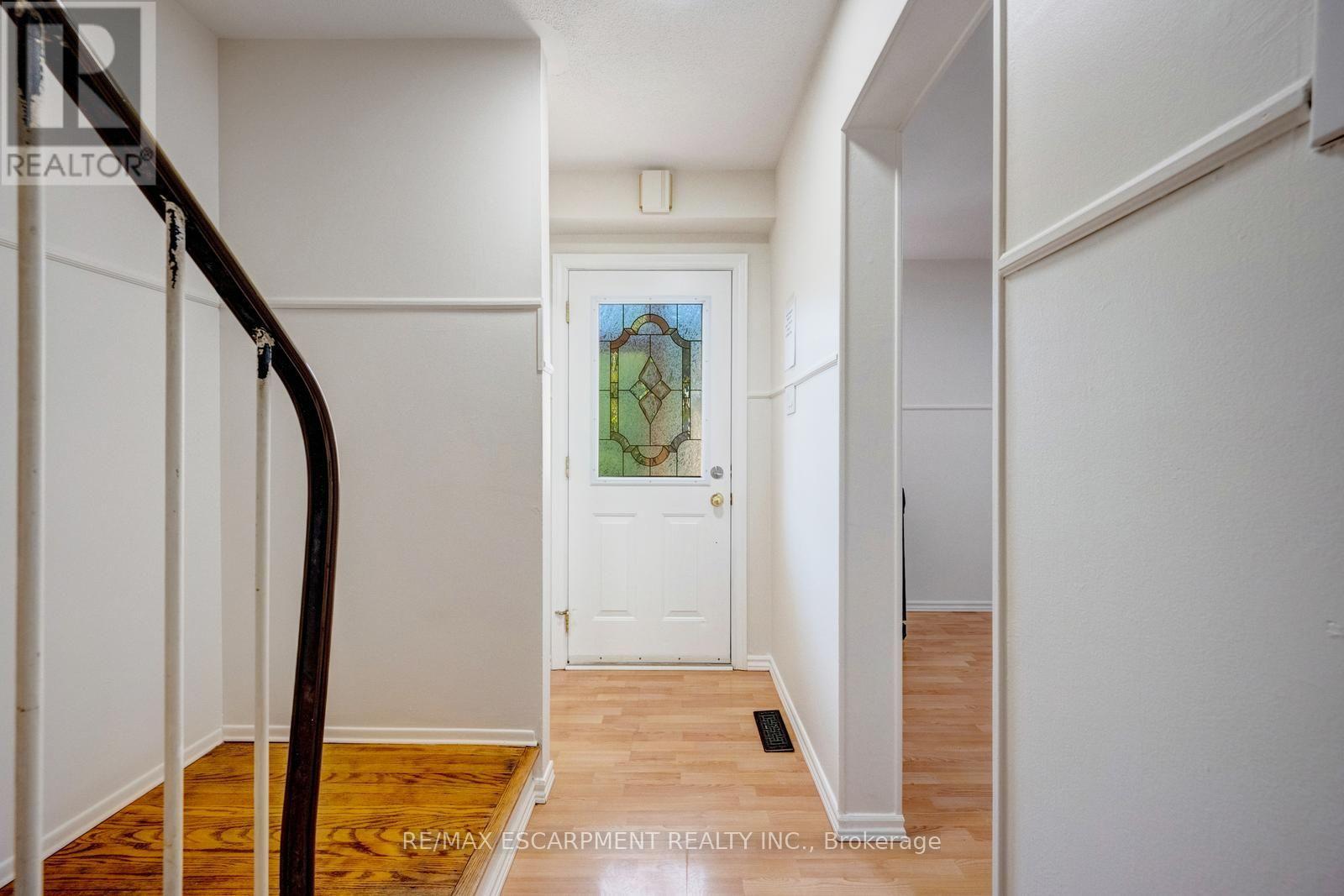 4 - 140 Ripley Court, Oakville, Ontario  L6H 1H1 - Photo 5 - W13696870