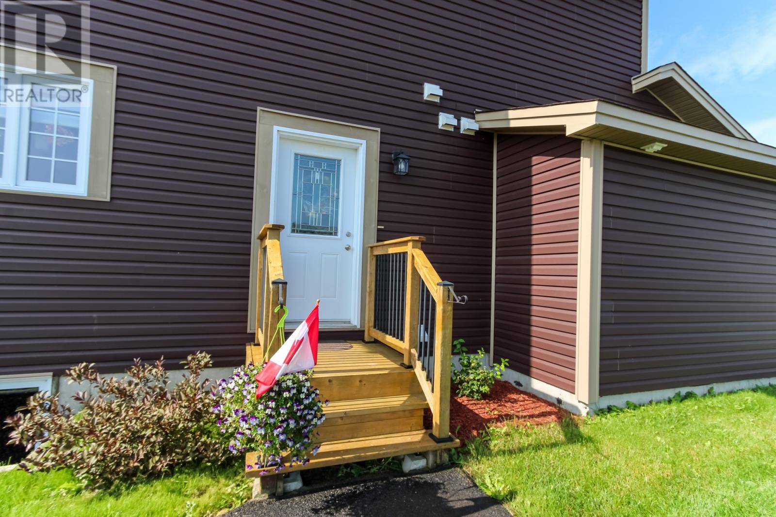 1 Kenai Crescent, St. John's — photo 8