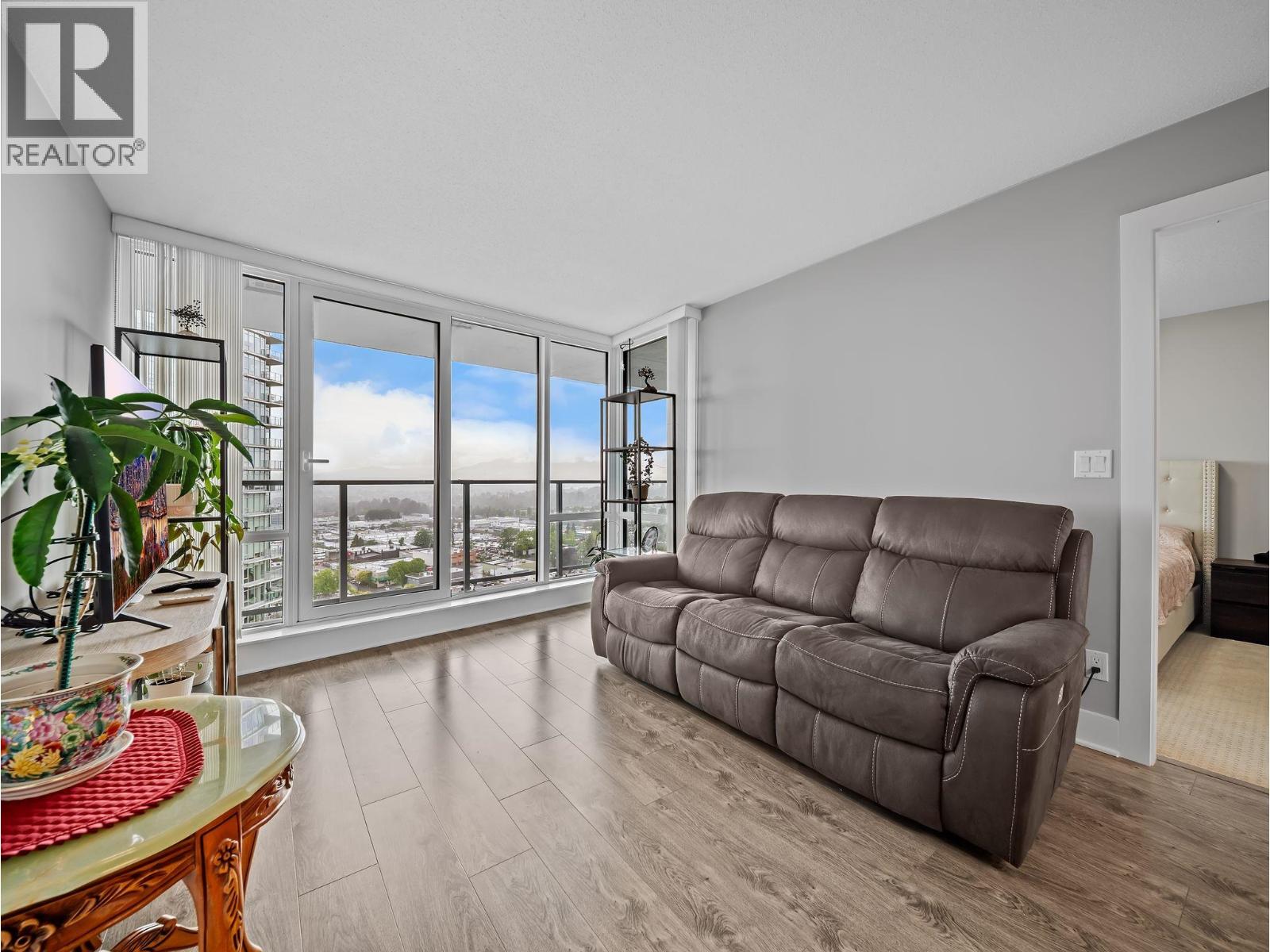 2805 4189 Halifax Street, Burnaby, British Columbia  V5C 0H9 - Photo 3 - R3157288