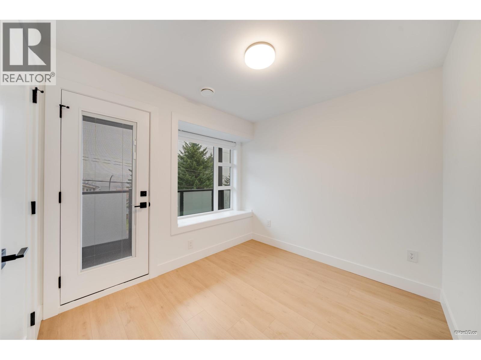 5956 Hardwick Street, Burnaby, British Columbia  V5G 1R6 - Photo 8 - R3157343