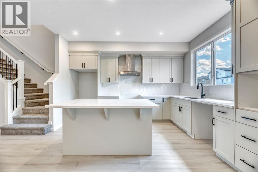 292 Marmot Grove NW, Calgary, Alberta  T3R 2B5 - Photo 14 - A2324473