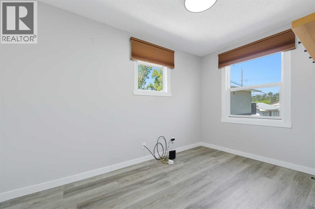 4608 70 Street NW, Calgary, Alberta  T3B 2K6 - Photo 20 - A2329505