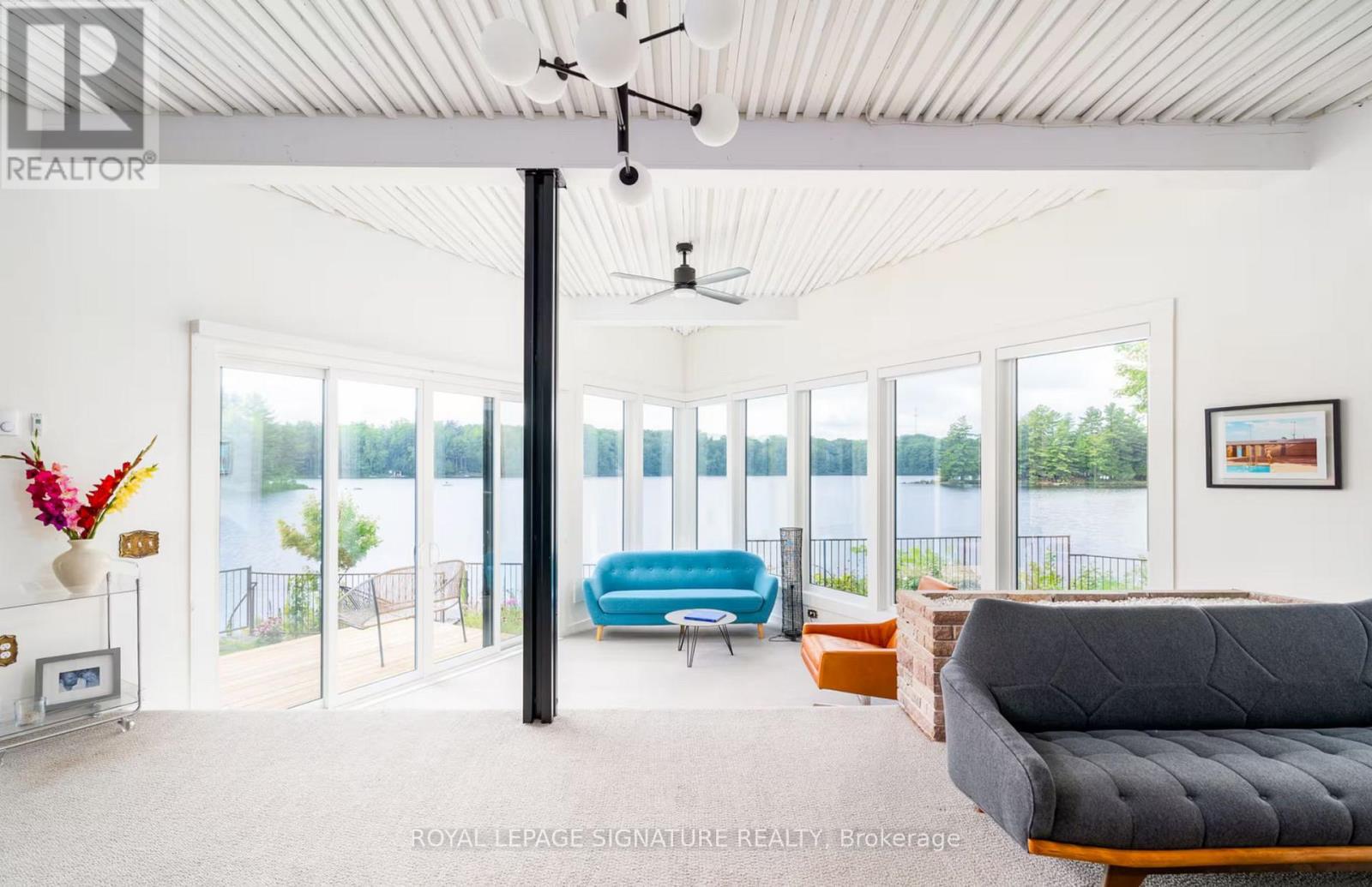 1018 CLEARWATER SHORES BOULEVARD, Muskoka Lakes, Ontario