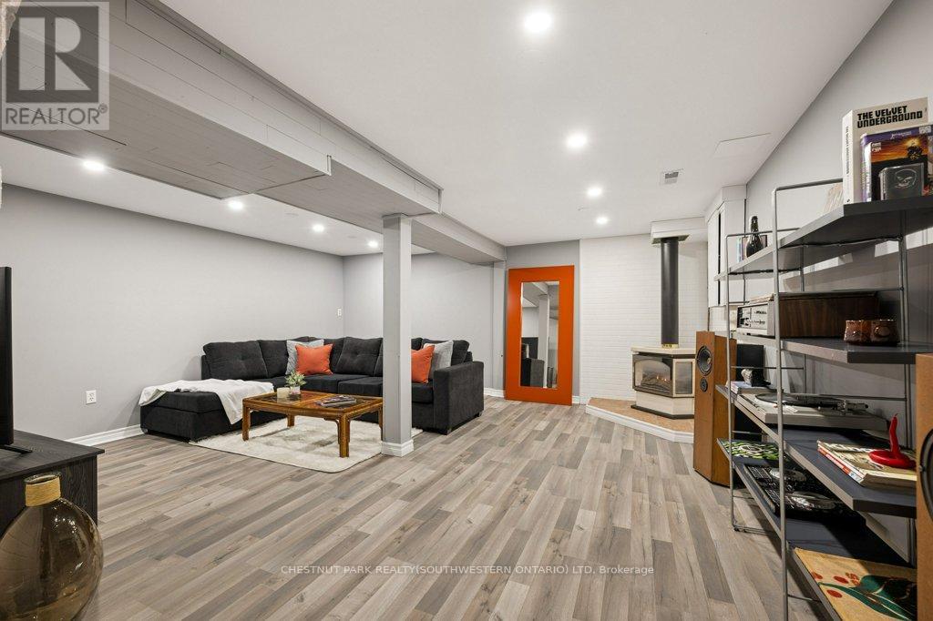 94 Monteagle Crescent, Kitchener, Ontario  N2N 1N1 - Photo 33 - X13696844